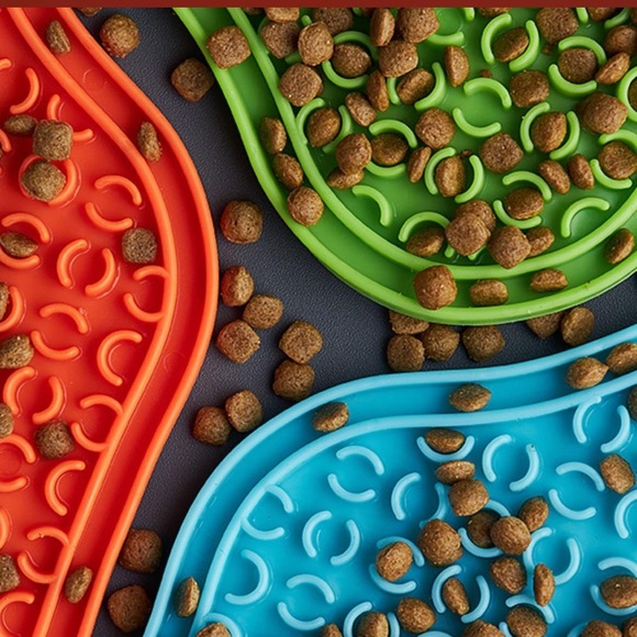 🌸LOW PRICE🌸PetDreamHouse PAW Lick Dog Pad - GREEN NWT - Picture 9 of 9